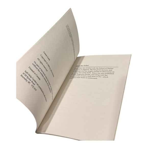 Green Gold by Sonya Bass Wheat & Barley Grass Juices Health Guide Softcover - Picture 2 of 8